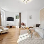 Wiener Palais Am Grossen Garten, Arbeitsplatz, Familie, 7 Pers, Smart-Tv