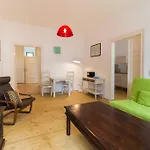 Ferienwohnung In Der Dresdner Neustadt / Tranquillo Gmbh