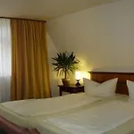 Hotel & Restaurant Lindenhof
