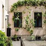 Pension An Der Pillnitzer Schlossfaehre