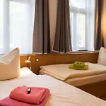 Pension An Der Pillnitzer Schlossfaehre