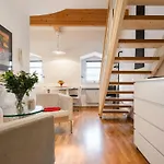 Comeback Apartment Central