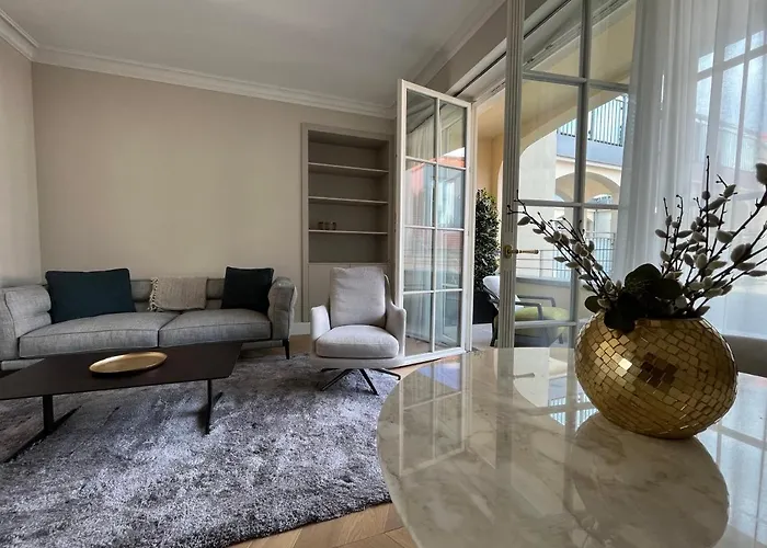 Luxury Home / 2-Raum-Apartment An Der Frauenkirche