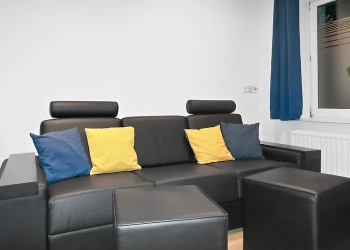 Exclusive Bungalow! 4 Rooms, 8 People, 2X Parking