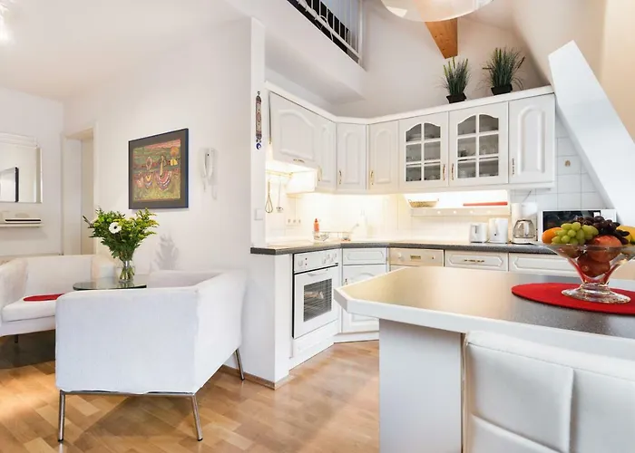 Comeback Apartment Central