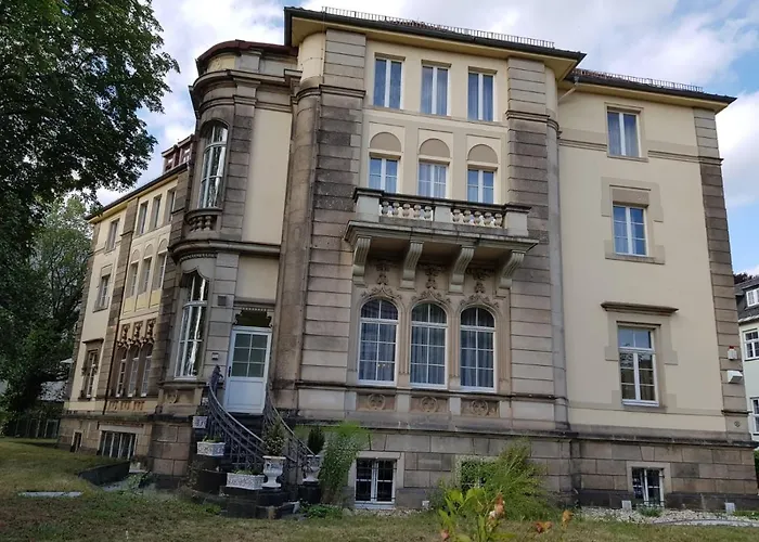 Hotel-Villa Lalee