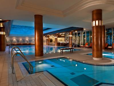 Radisson Blu Park & Conference Centre 4*