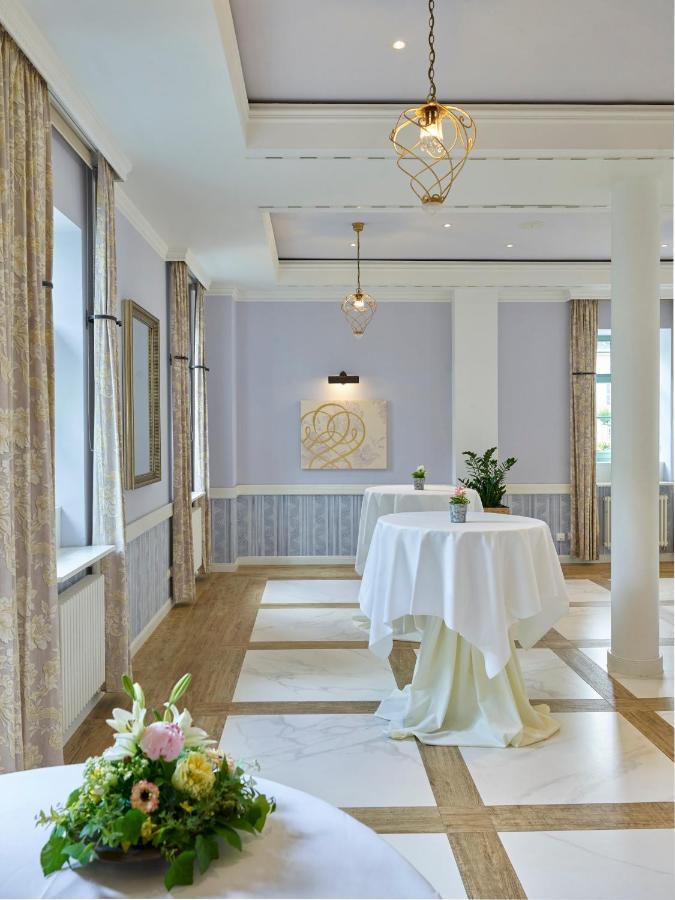 Schloss Pillnitz 4*