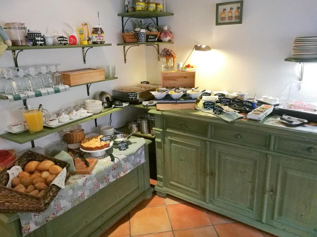 Bed & Breakfast Elbhangzimmer
