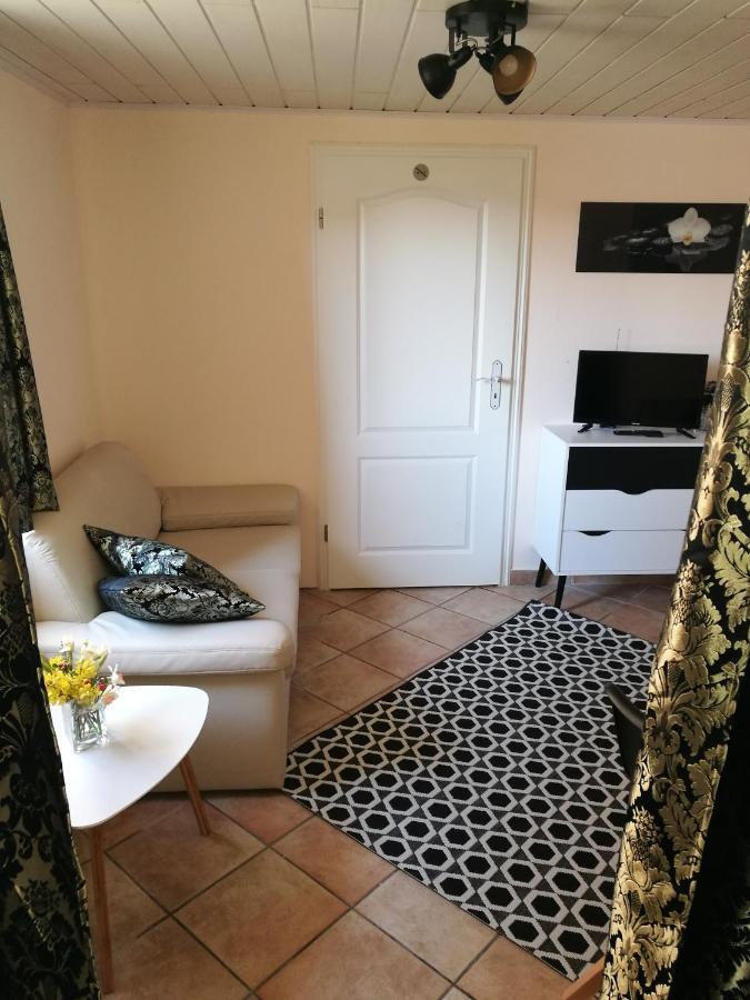 Elbhangzimmer Bed & Breakfast Dresden
