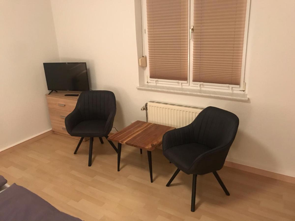 Laubegast Apartment *