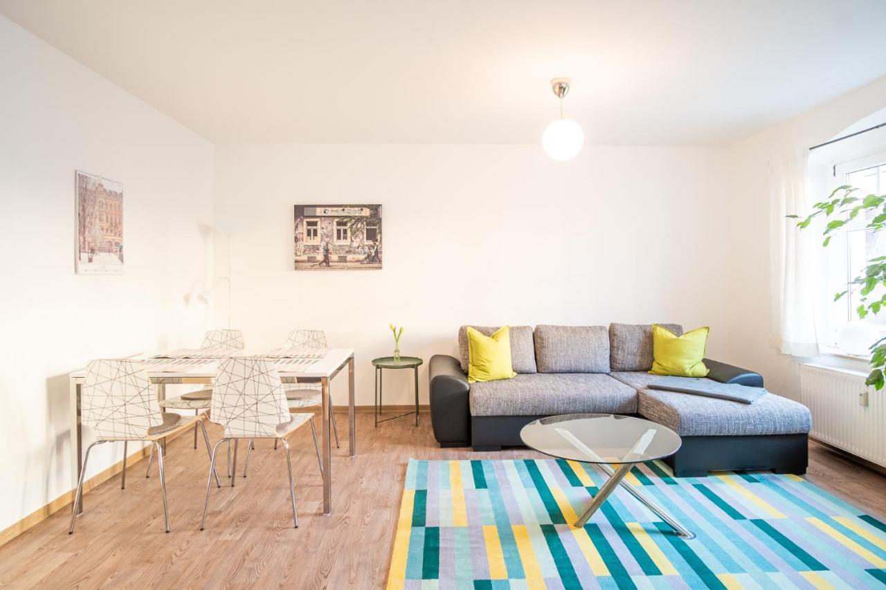Appartement Helle Ferienwohnung Im Hinterhof Dresden