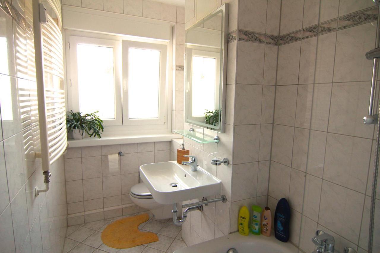 Apartment Whg./flat Am Grossen Garten In