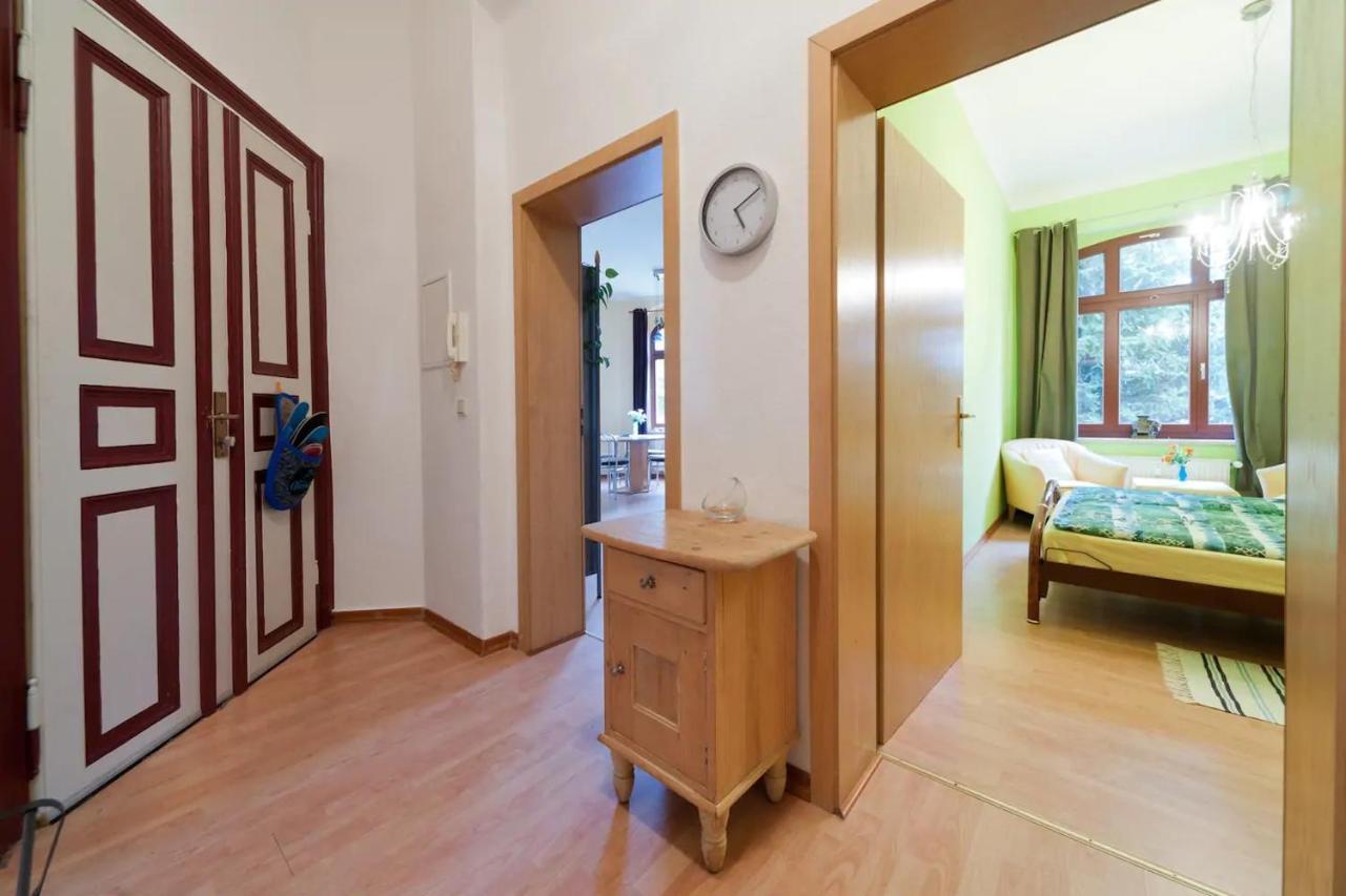 Grosse Ferienwohnung In Dresden-lobtau * Dresden