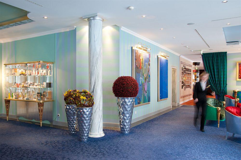 Bülow Palais 5*