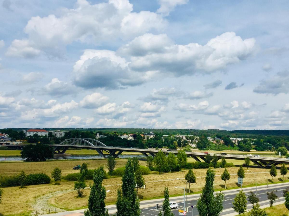 Panoramablick Auf Elbe Und Schlosser Apartment *