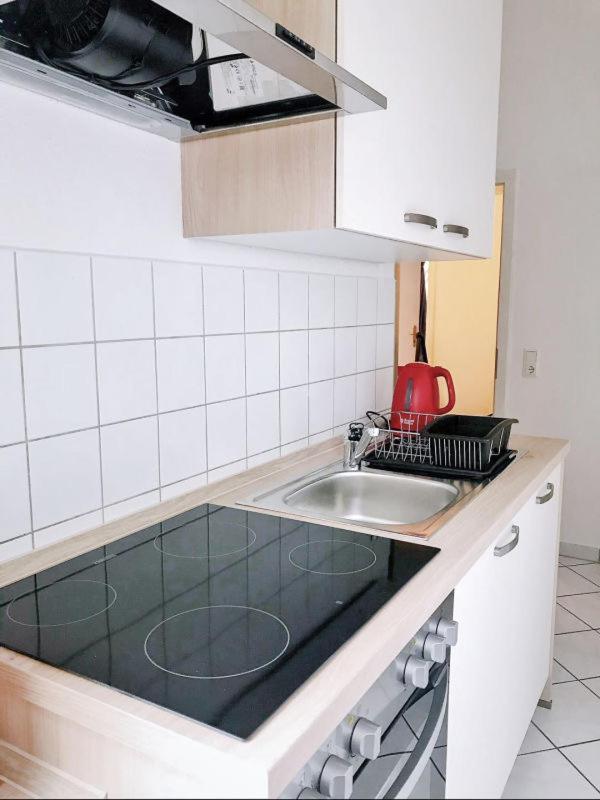Familienfreundliches Im Zentrum Fuer Geschaeftsreisen Und Privat Apartment *