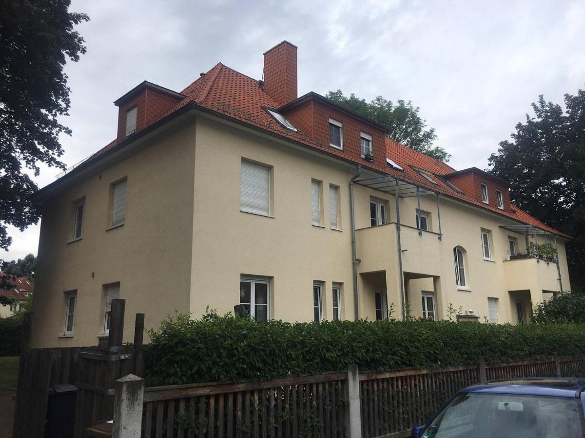 Tapetenwechsel -balkon- Appartement *