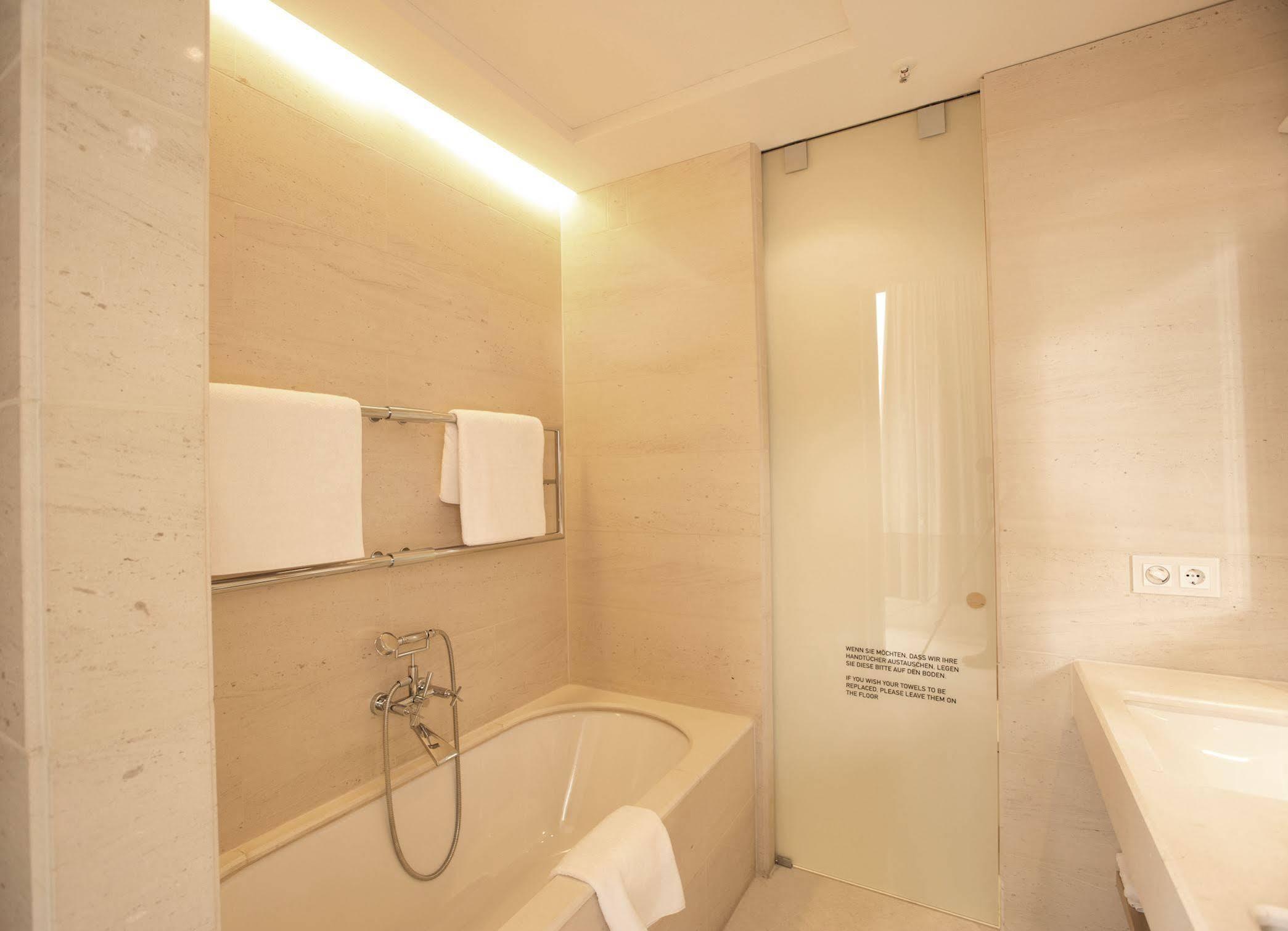 Hotel Vienna House Qf 5*
