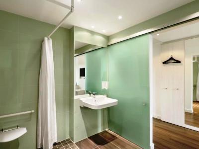 Super 8 By Wyndham Dresden