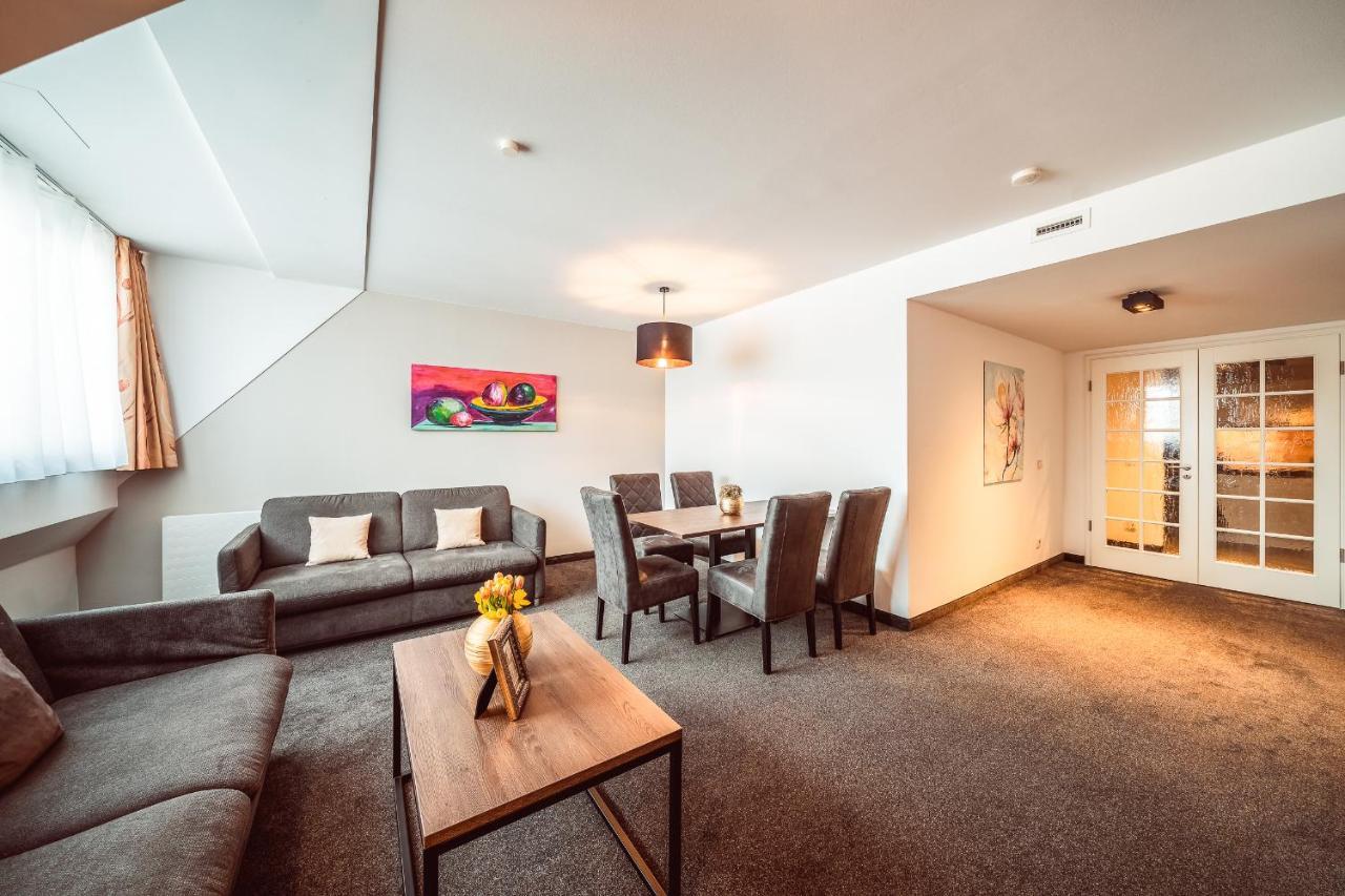Apartment Familienapartment Am Neumarkt L