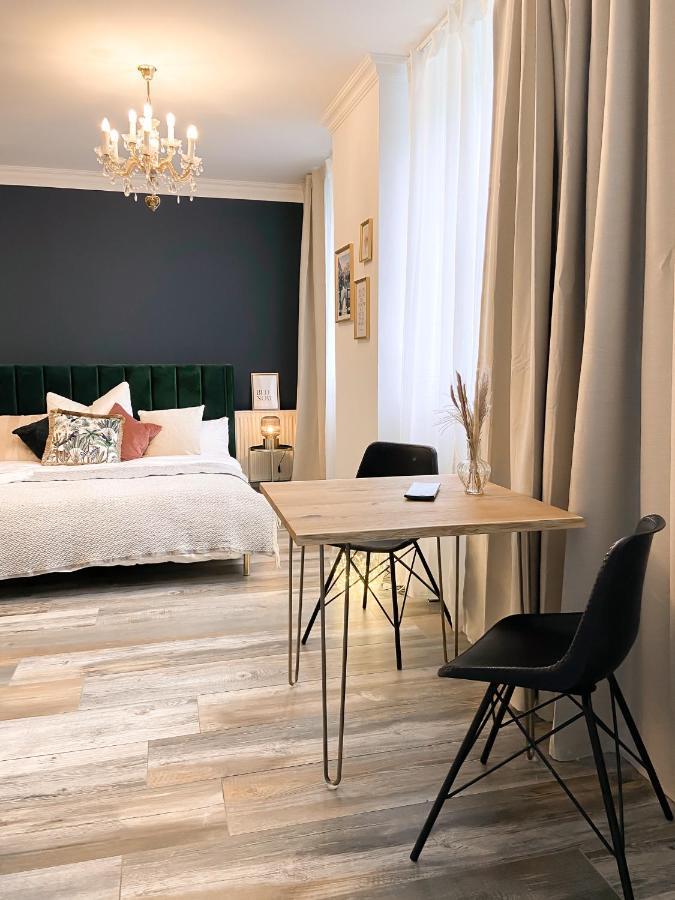 Apartment New Deluxe In Quiet Back House Dresden