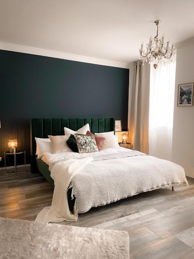 New Deluxe In Quiet Back House * Dresden