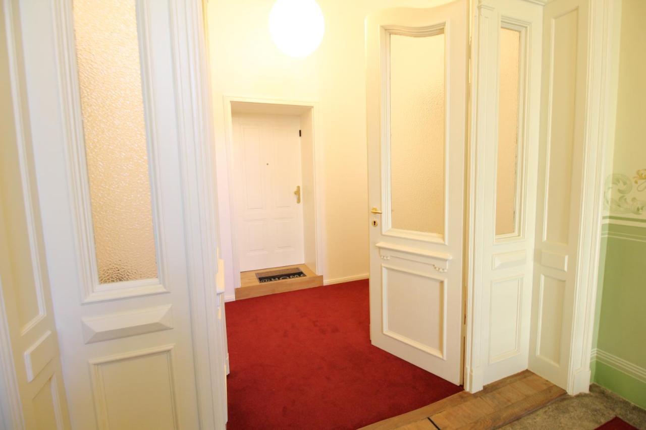 Zu Besuch Im Palast - Perfekte Lage * Dresden