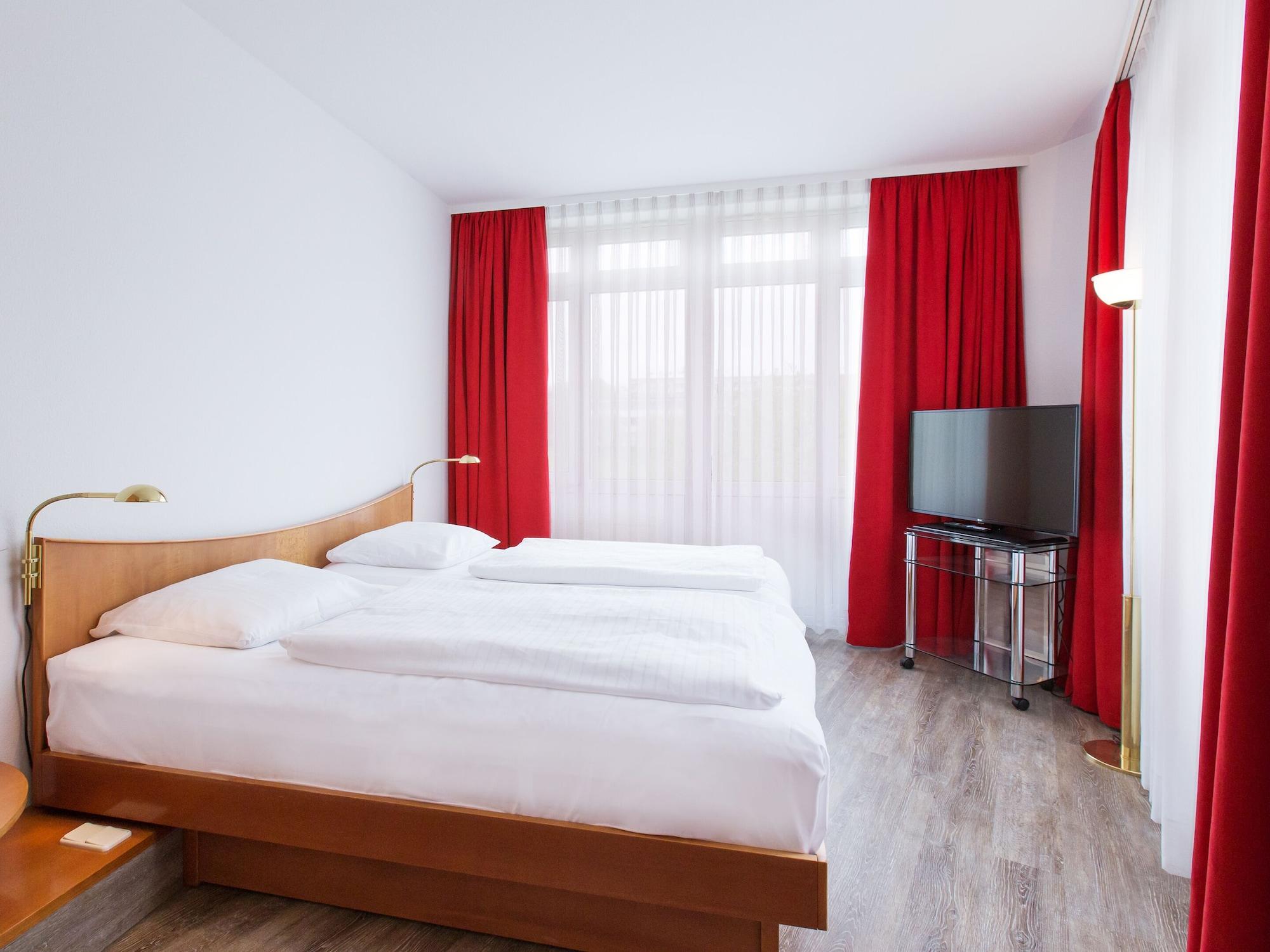 Dormero Airport Hotel