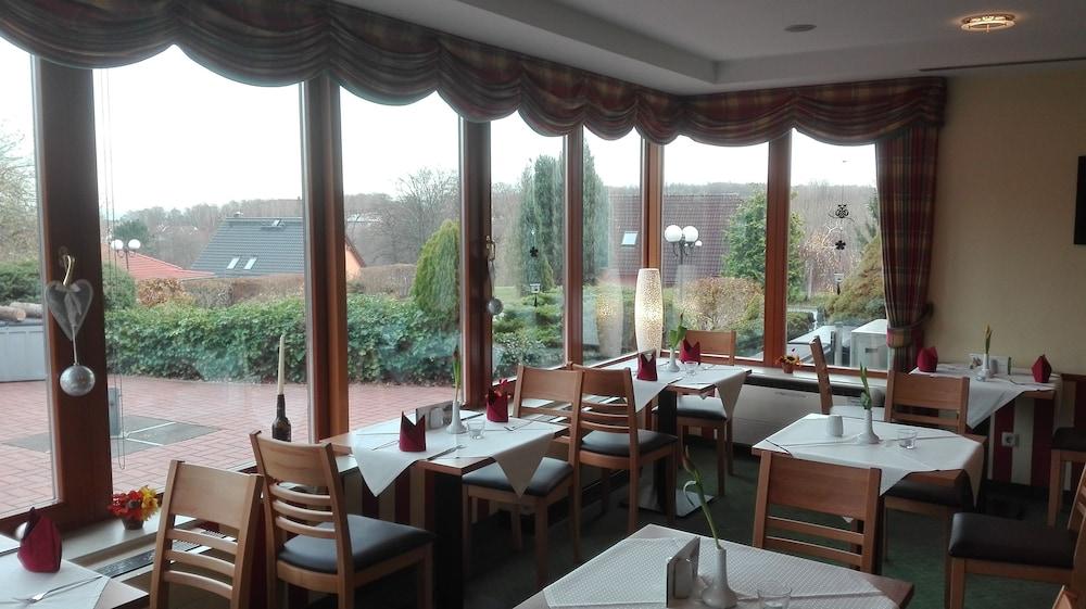 Landhotel 3*