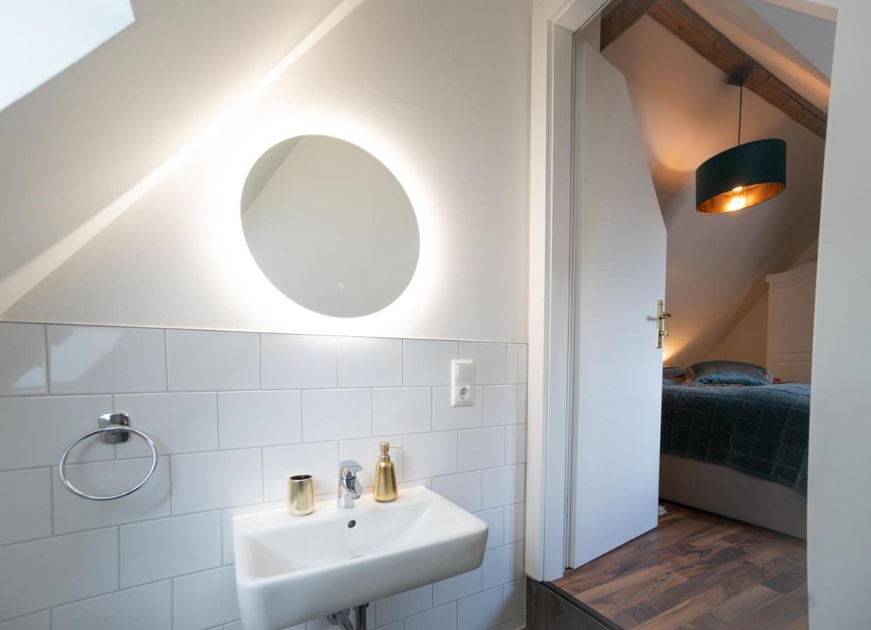 Privatsphaere Im Kutscherhaus Der Golding * Dresden
