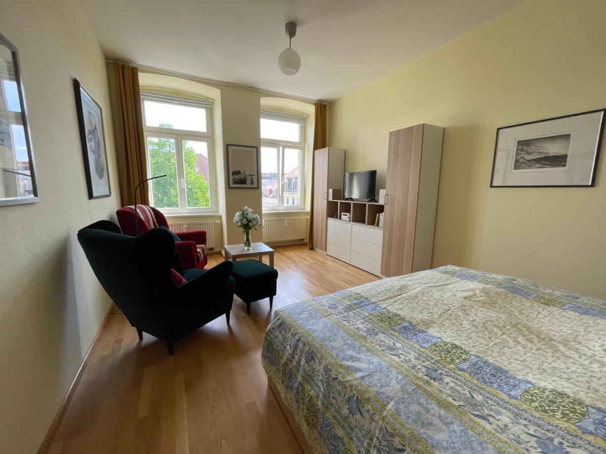 Moderne In Der Dresdner Neustadt Appartement *