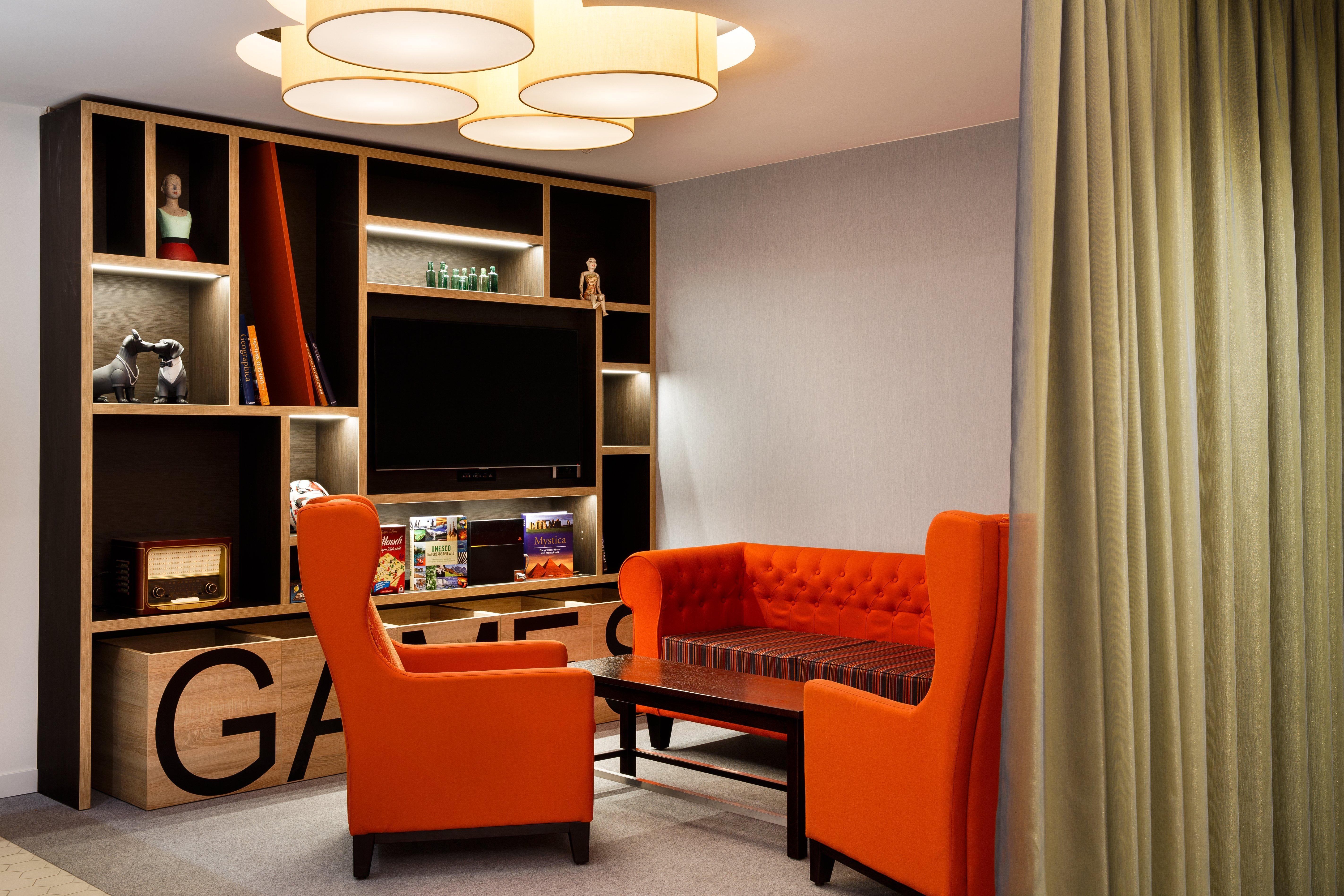 - South, An Ihg 4*