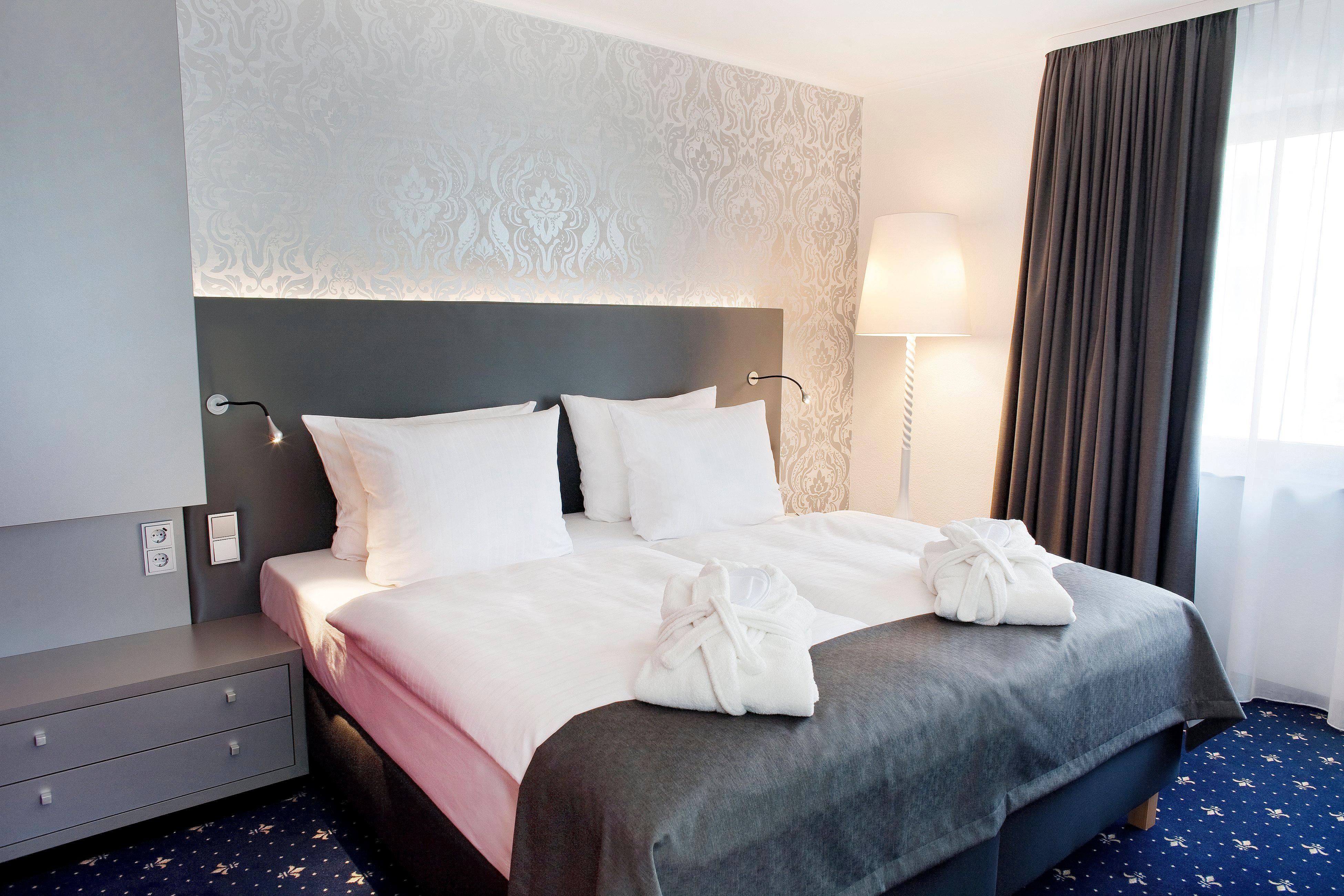 Hotel - South, An Ihg