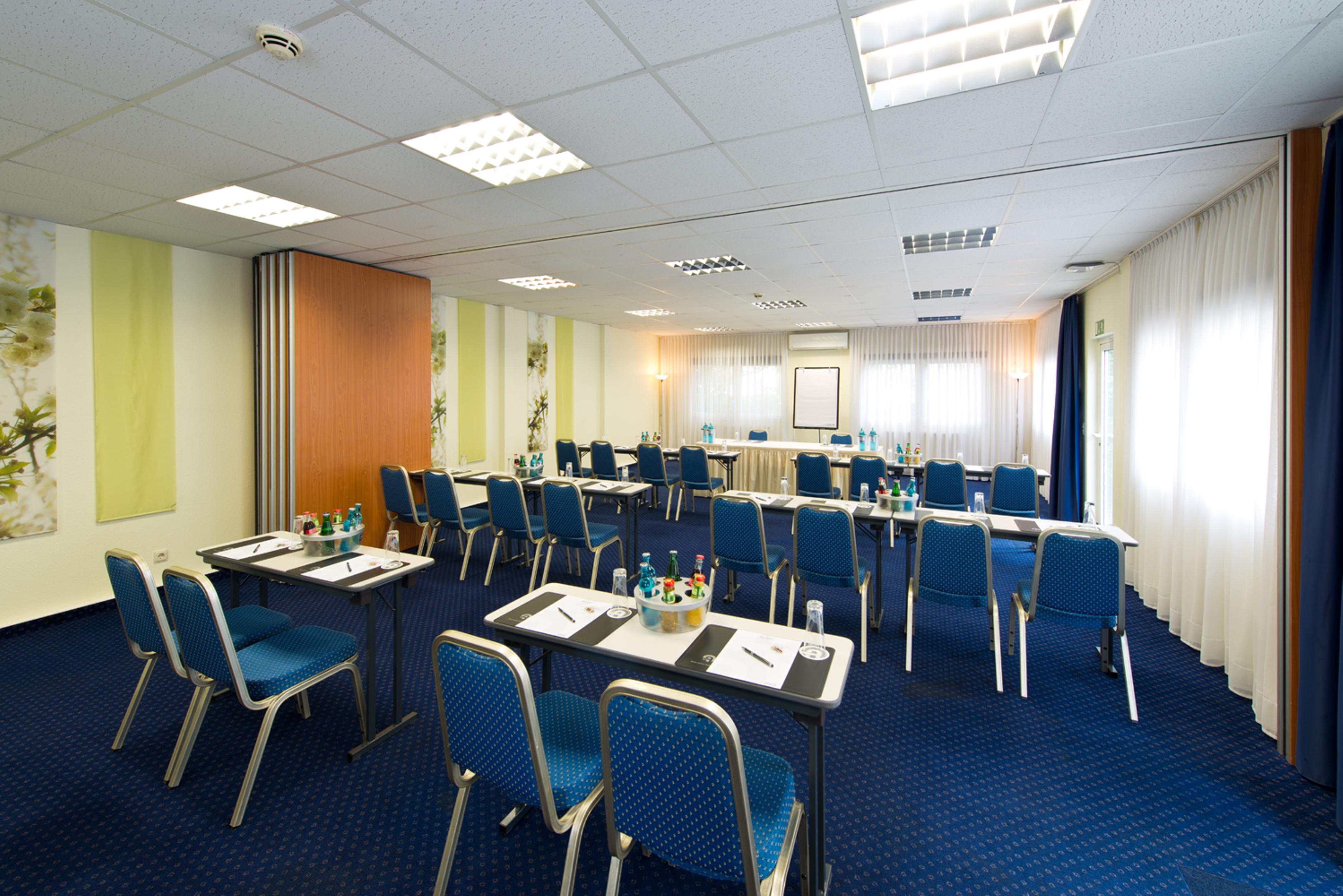 Achat Elbufer Hotel 4*