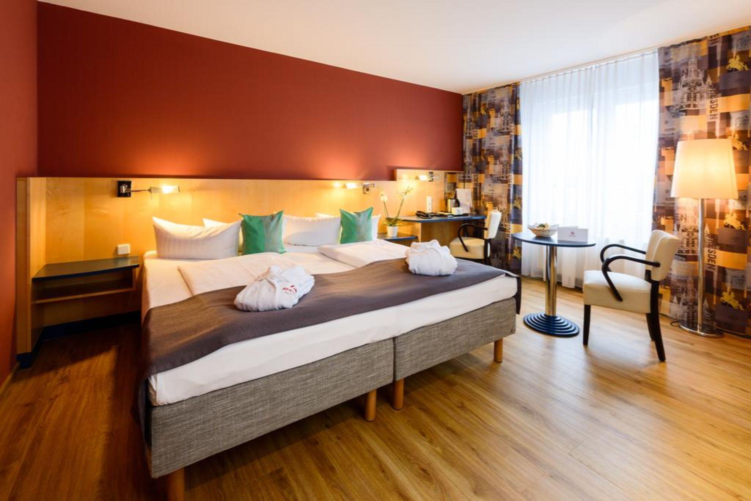Hotel Amedia Elbpromenade 3*