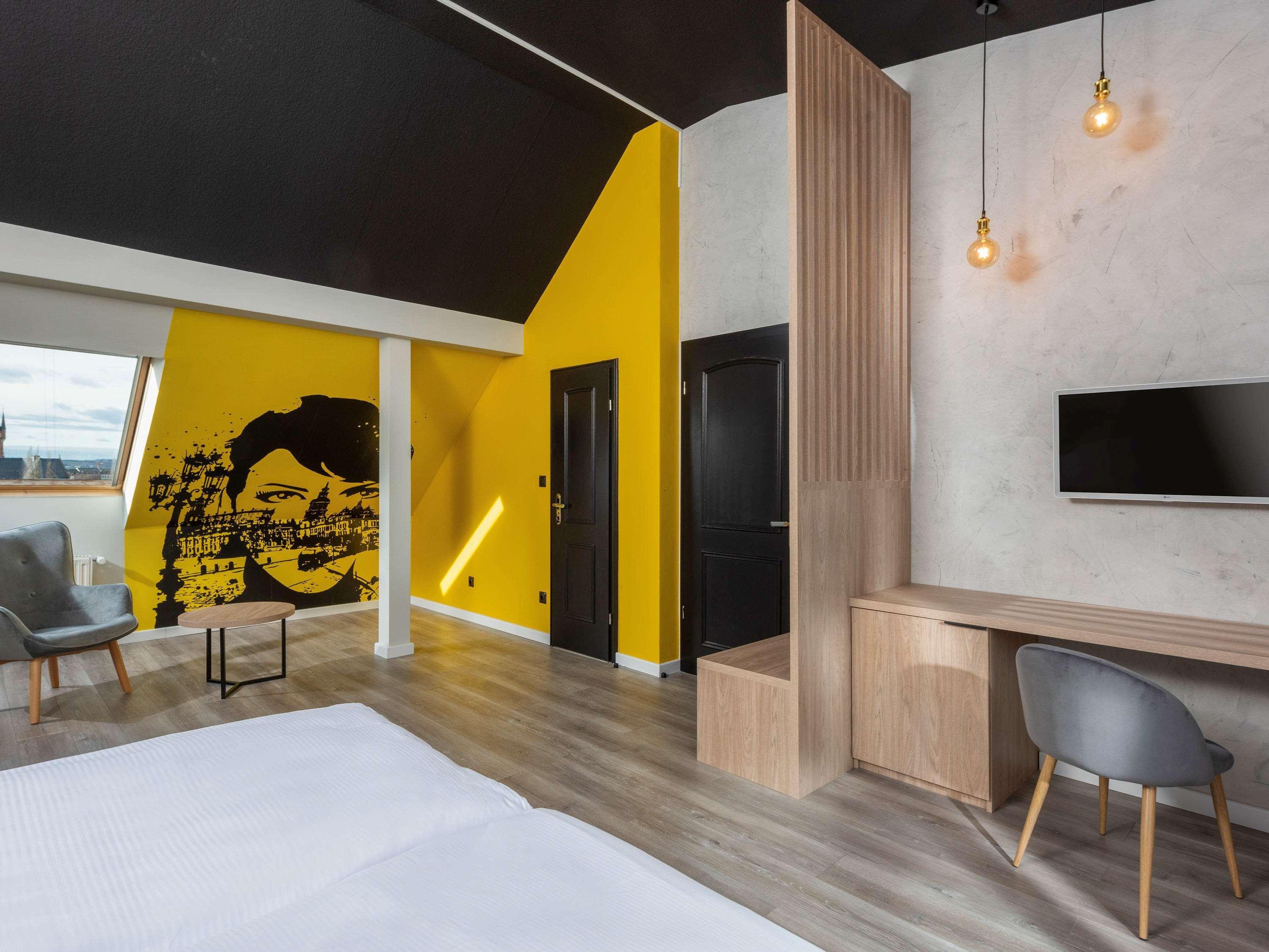 Ibis Styles Neustadt 3*