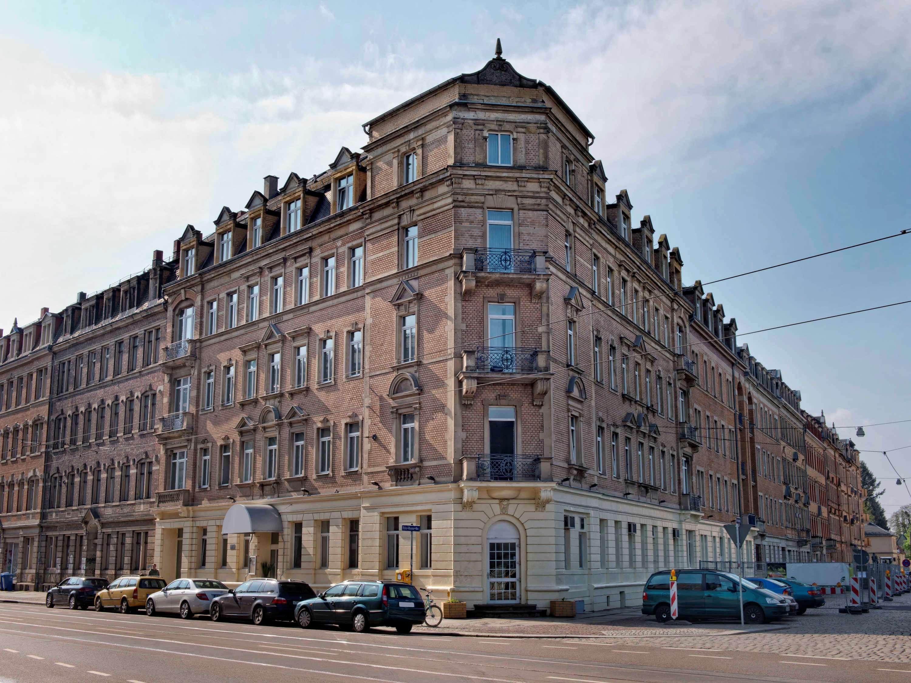 Ibis Styles Neustadt 3*