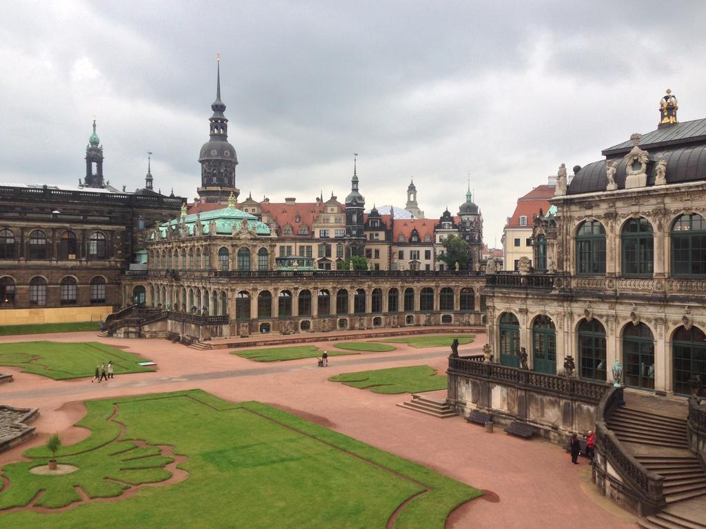 Am Zwinger