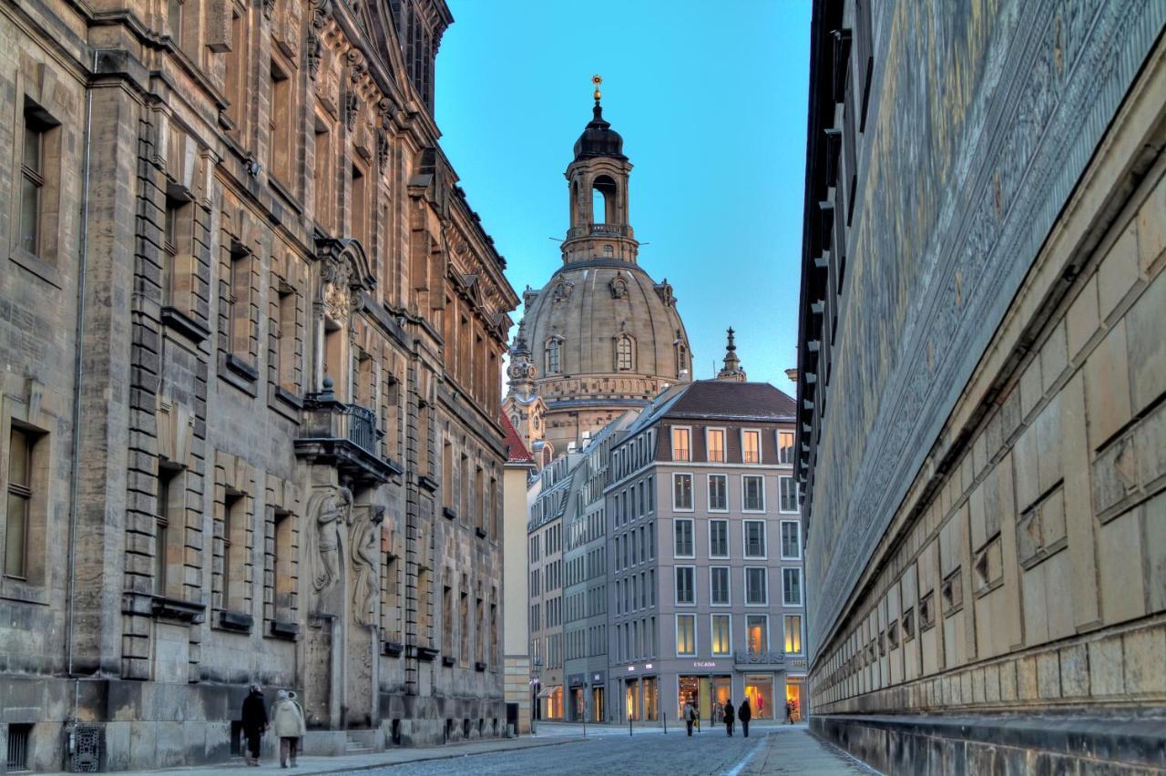 Gaestezimmer In Mit Dach-terrasse, Wohnbereich Und Kueche Accommodatie bij particulieren Dresden