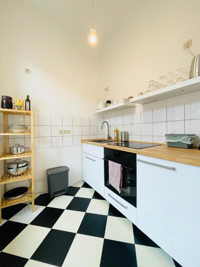 Appartement Stilvolle Altbauwohnung Am Rande Der Dresdner Neustadt Dresden