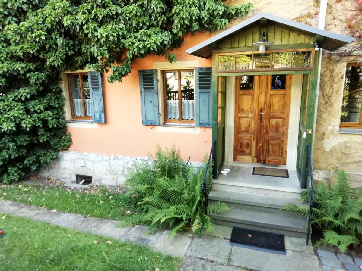 Apartment Mit Charme In Pillnitz Eg