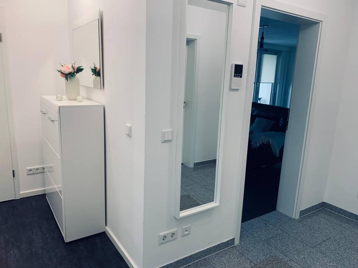 Mit Penthouse Charakter In Apartment Dresden