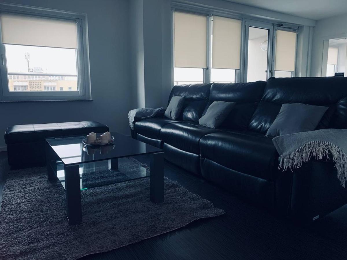 Mit Penthouse Charakter In Apartment *