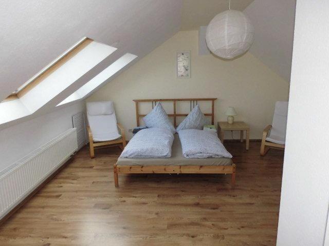 Sehr Schöne 4 Raum Maisonette-fewo Mit 110qm + Balkon + Zentral&preiswert - T7