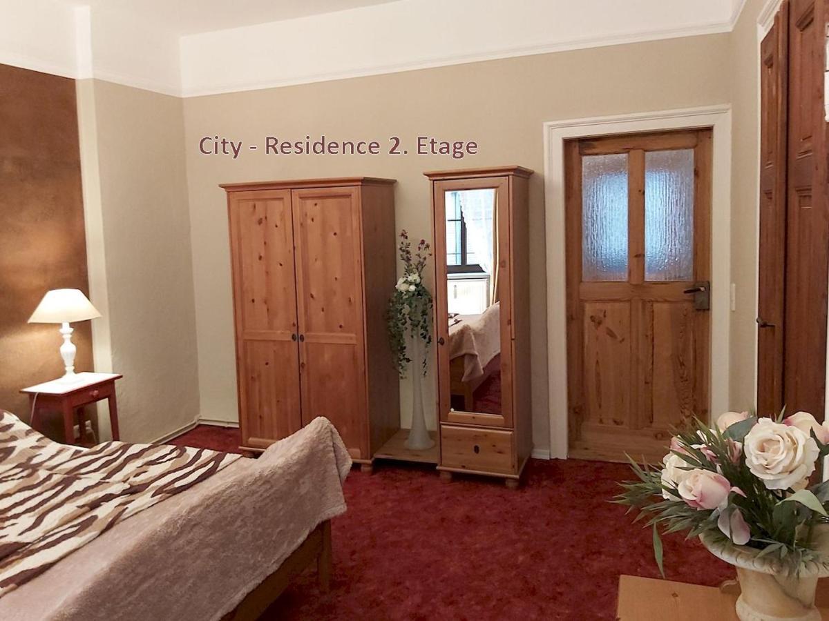 Apartment City-ferienwohnungen-dresden - Zentral Gelegen Im Haus Louisenstrasse 11 - Dresden-neustadt *