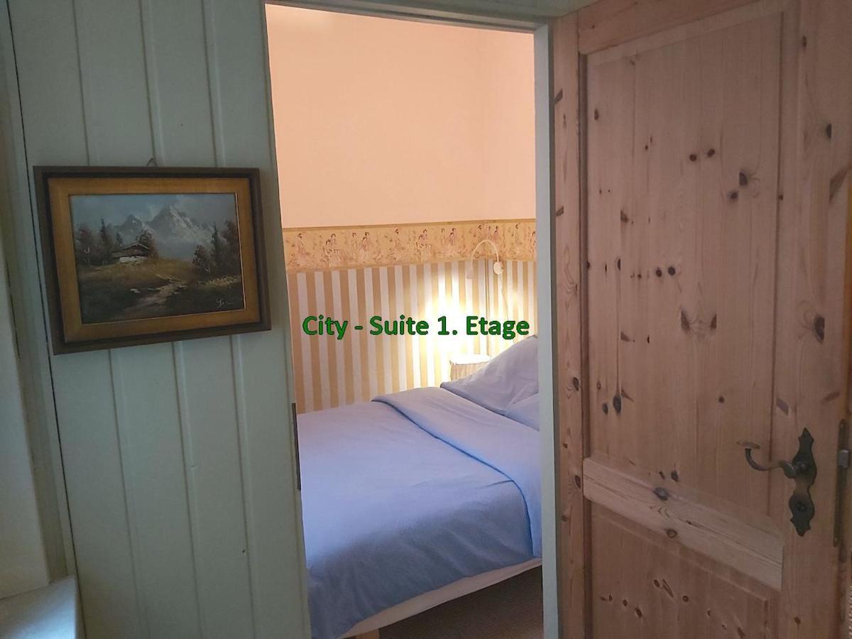 City-ferienwohnungen-dresden - Zentral Gelegen Im Haus Louisenstrasse 11 - Dresden-neustadt Apartment Dresden