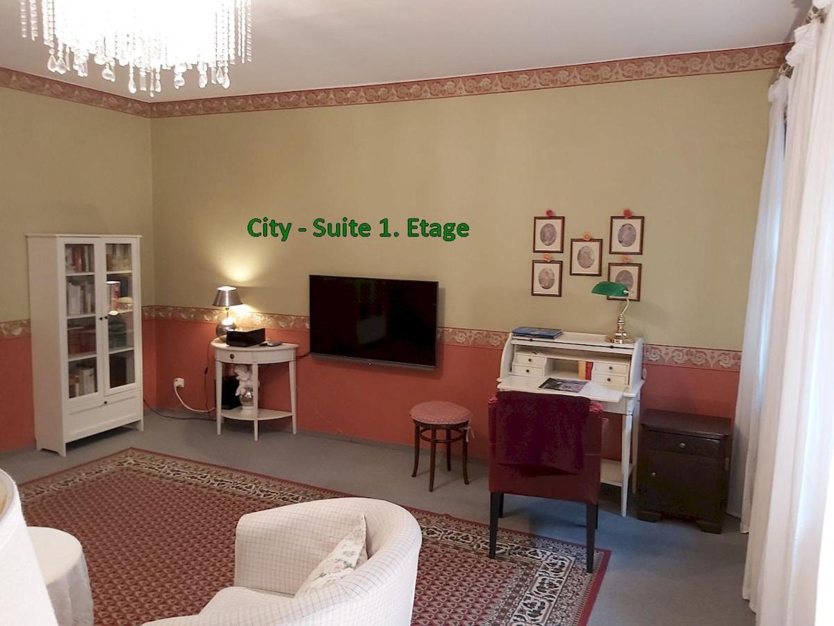 City-ferienwohnungen-dresden - Zentral Gelegen Im Haus Louisenstrasse 11 - Dresden-neustadt *