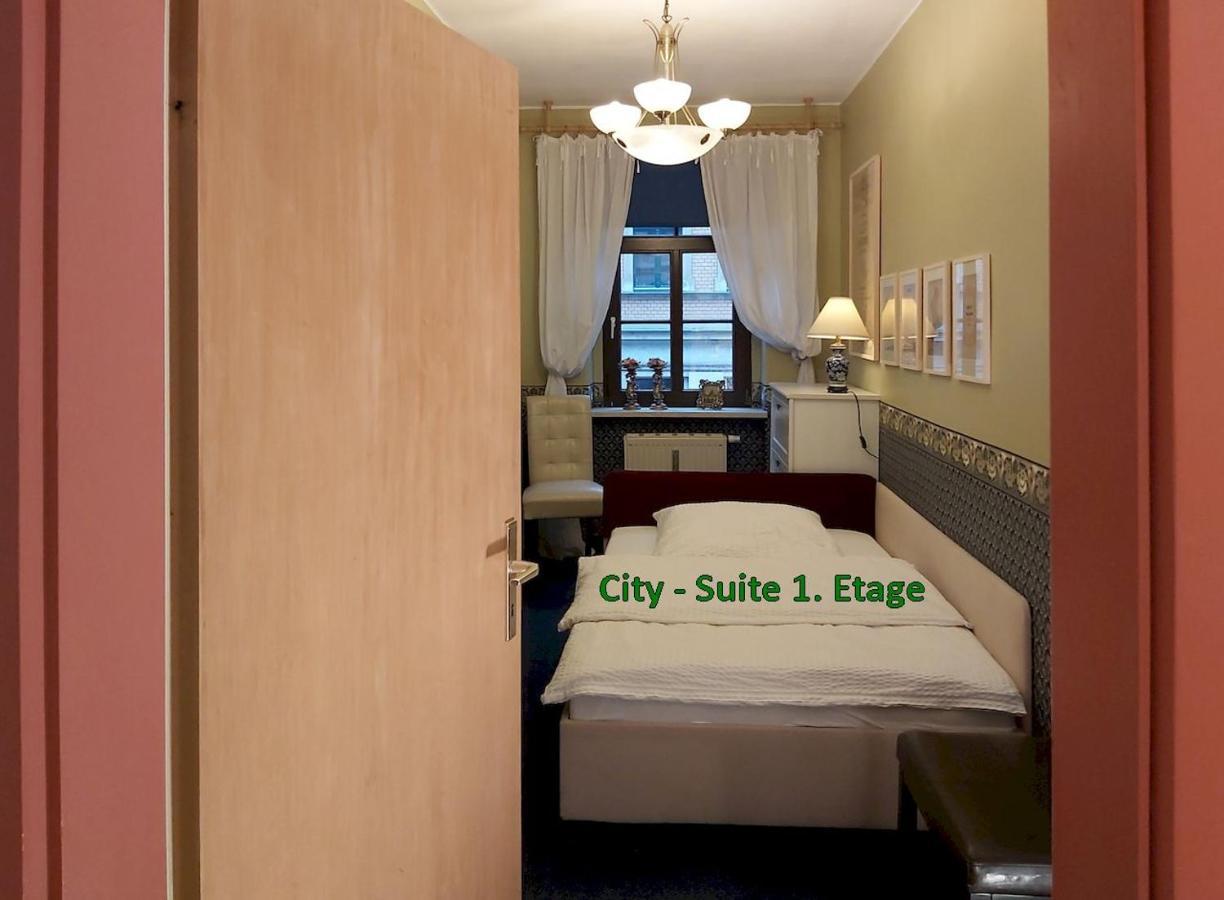 City-ferienwohnungen-dresden - Zentral Gelegen Im Haus Louisenstrasse 11 - Dresden-neustadt * Dresden