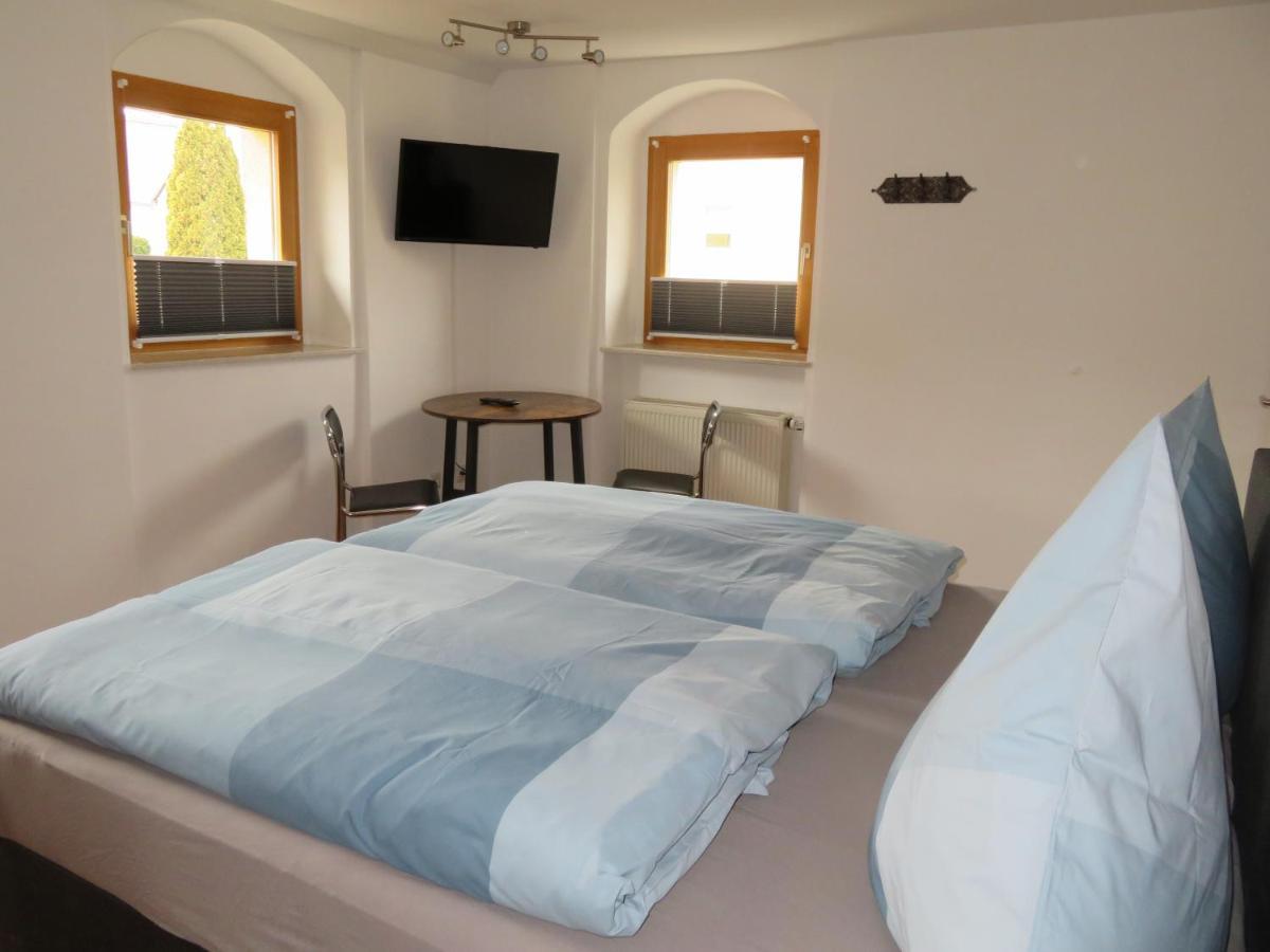 Doppelzimmer - Wilschdorf Monteurunterkunft *